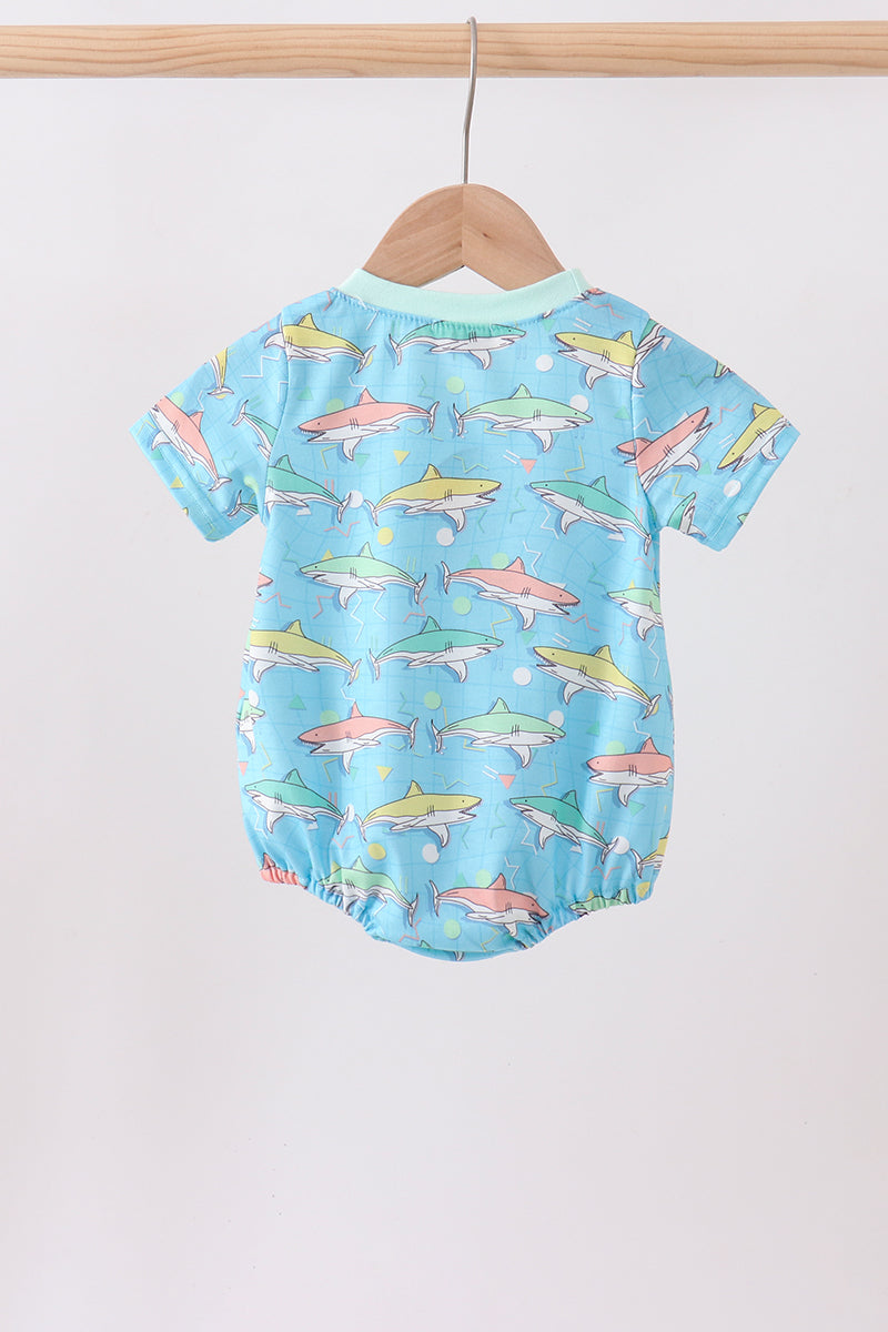  Aaria Tees