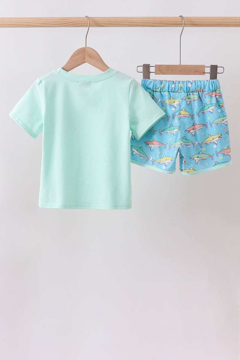  Aaria Tees
