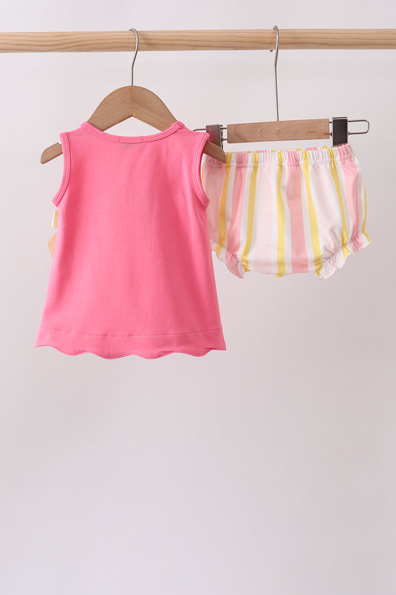  Aaria Tees