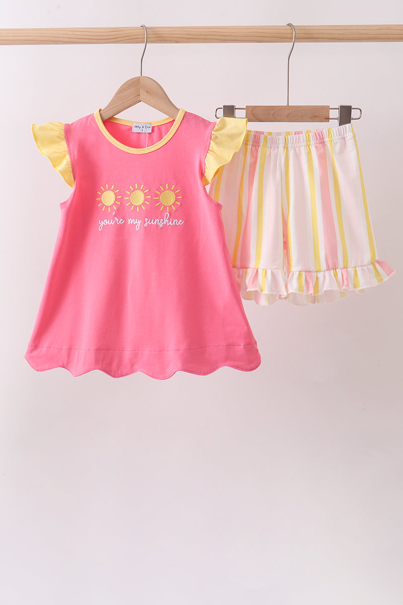  Aaria Tees