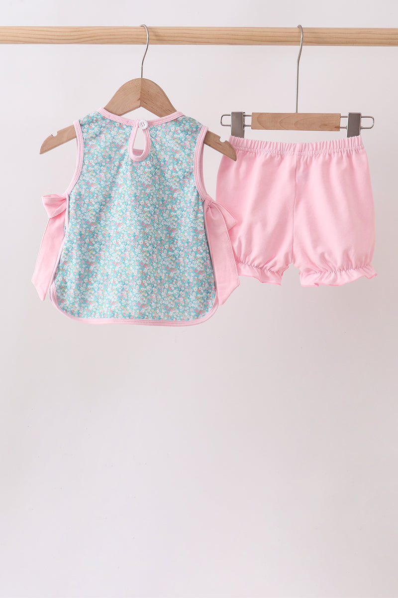  Aaria Tees
