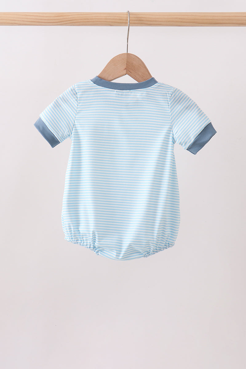  Aaria Tees