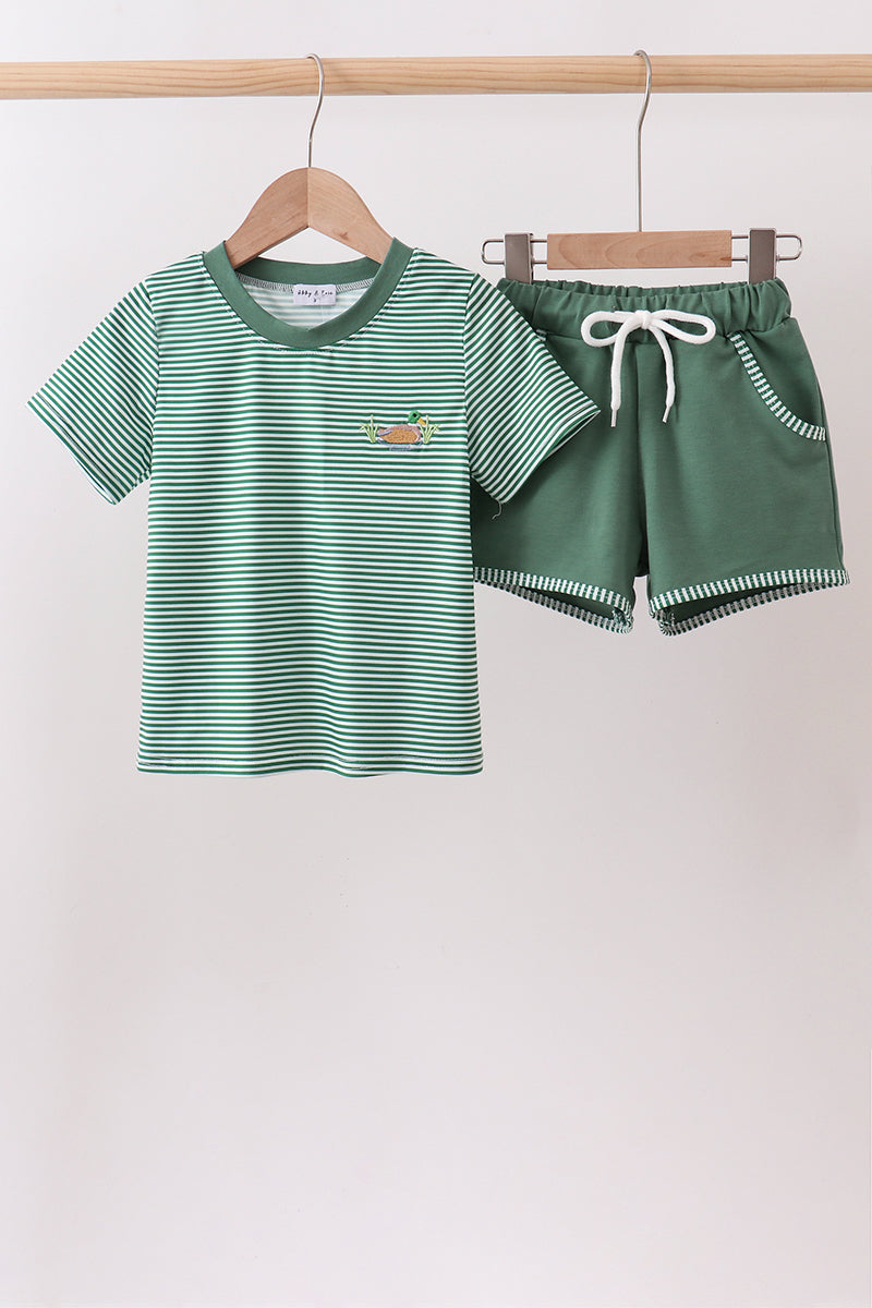  Aaria Tees