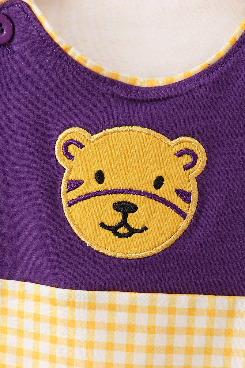  Aaria Tees
