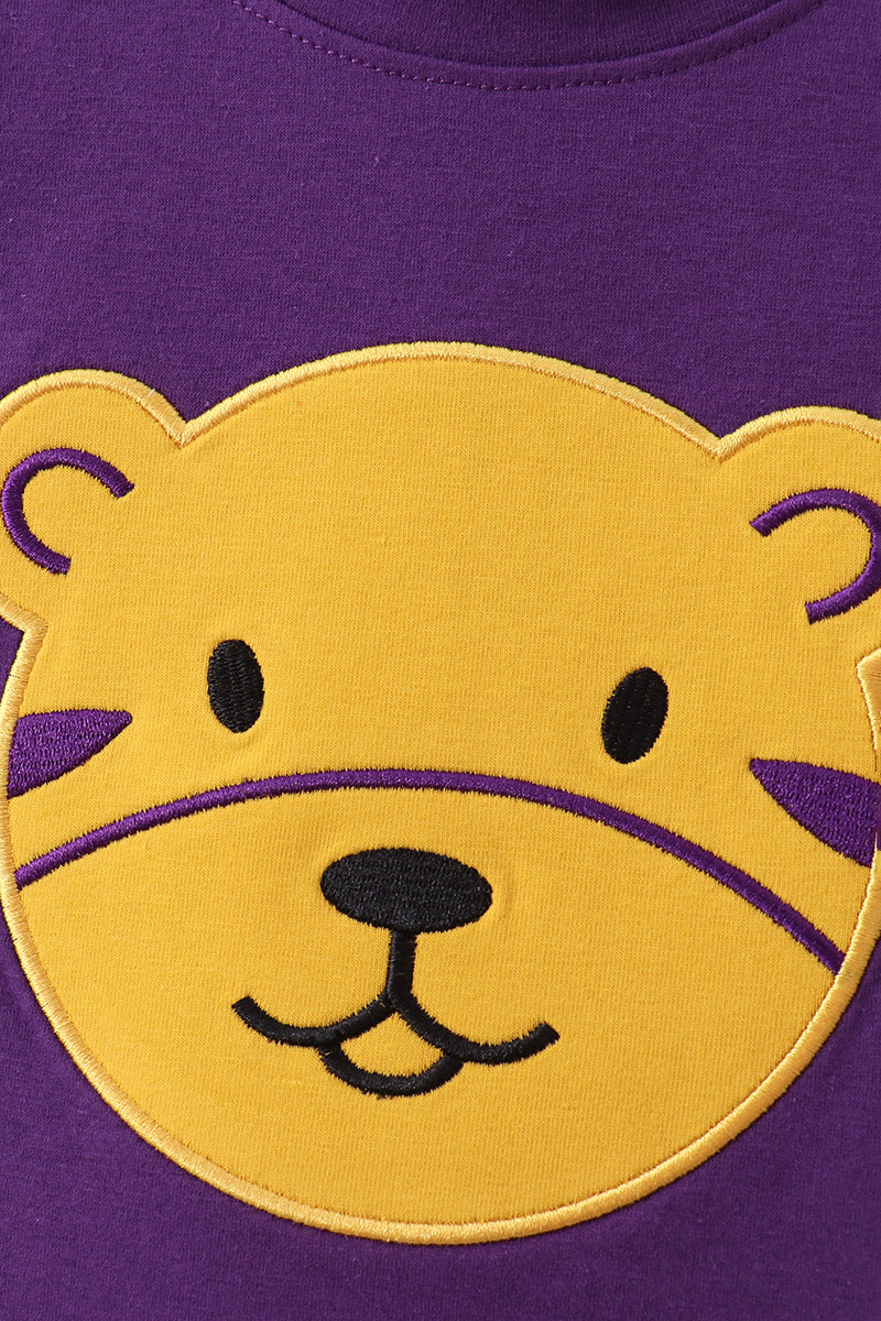  Aaria Tees