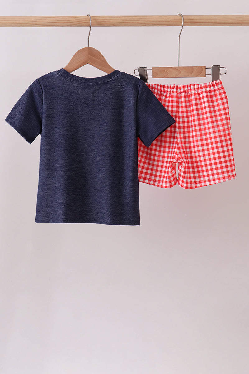  Aaria Tees