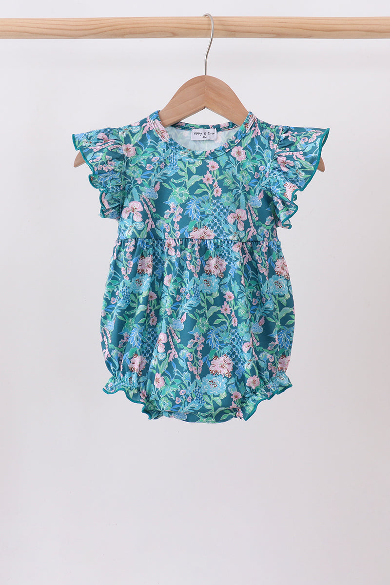  Aaria Tees