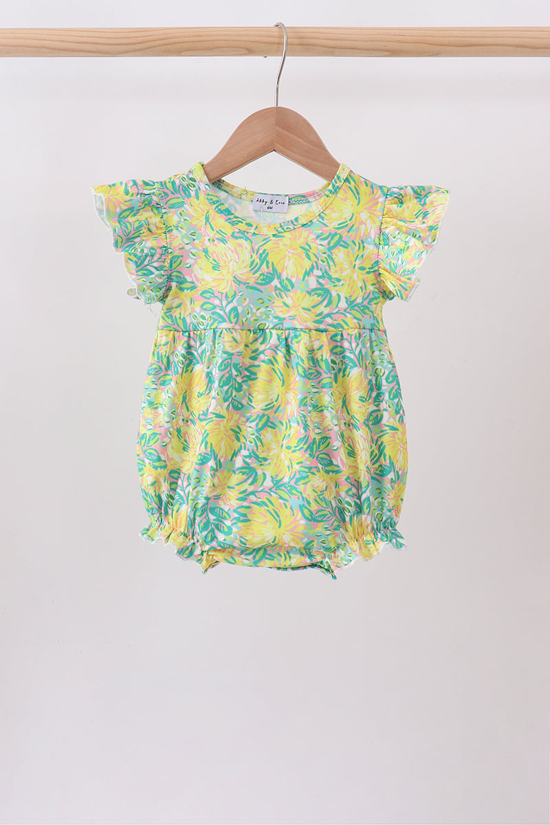  Aaria Tees