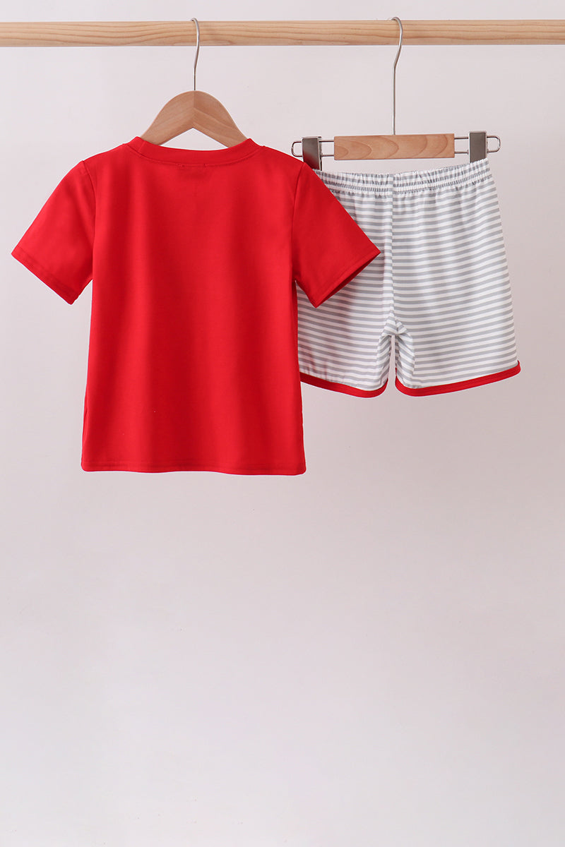  Aaria Tees