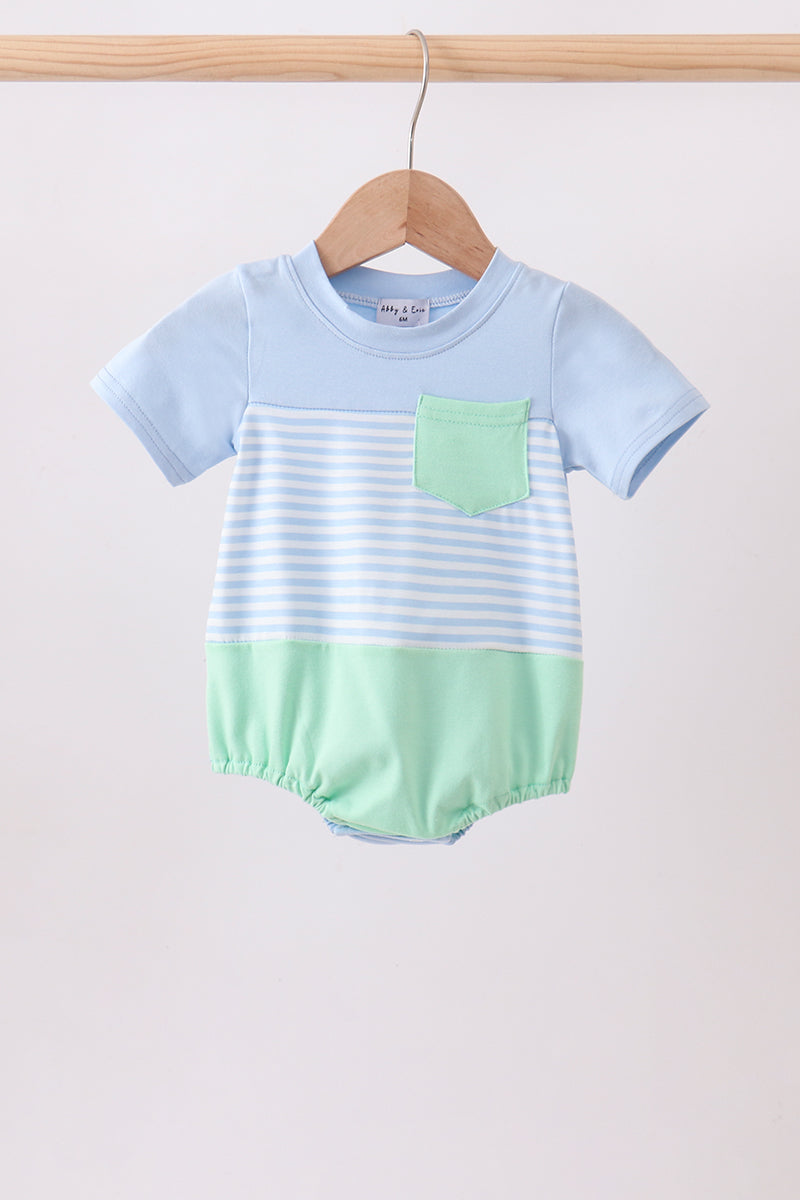  Aaria Tees