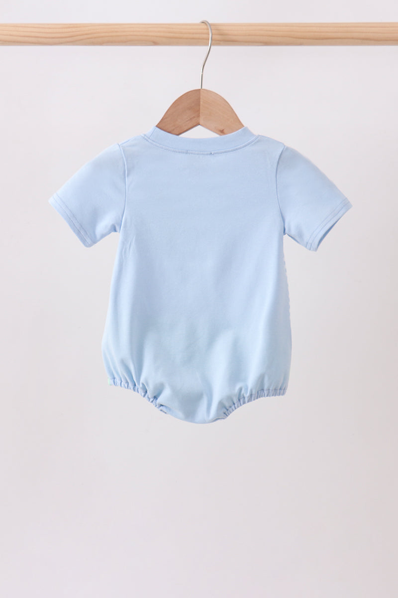  Aaria Tees