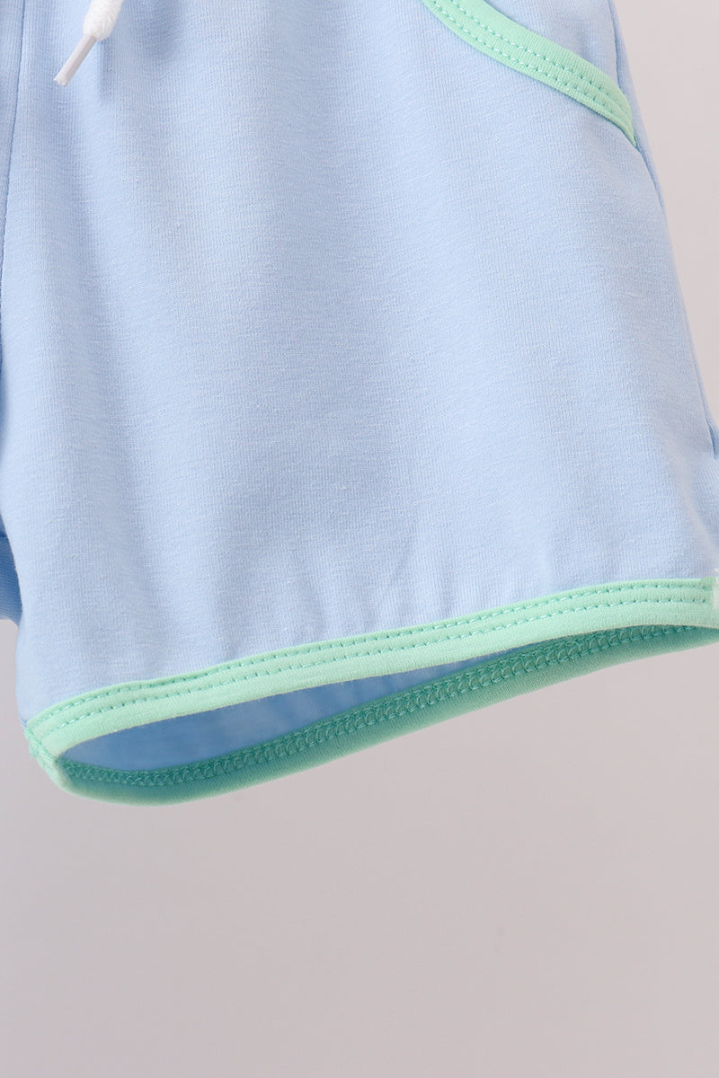  Aaria Tees