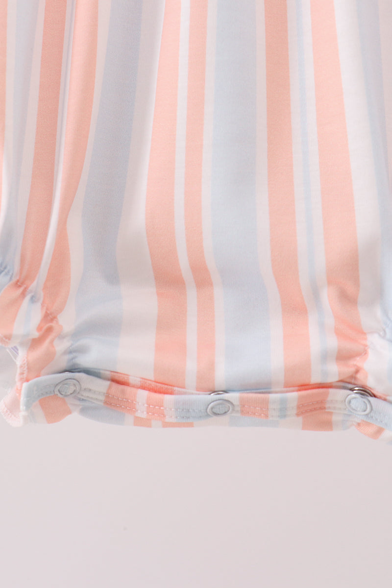  Aaria Tees