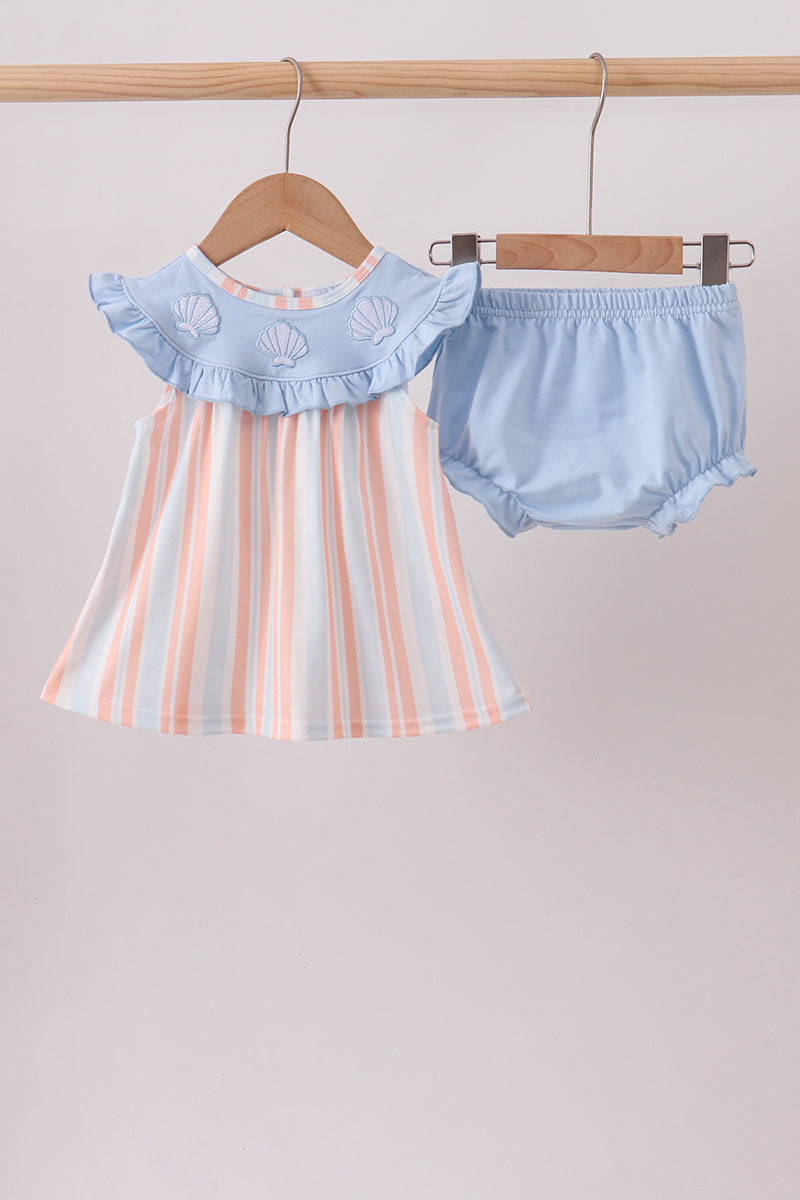  Aaria Tees