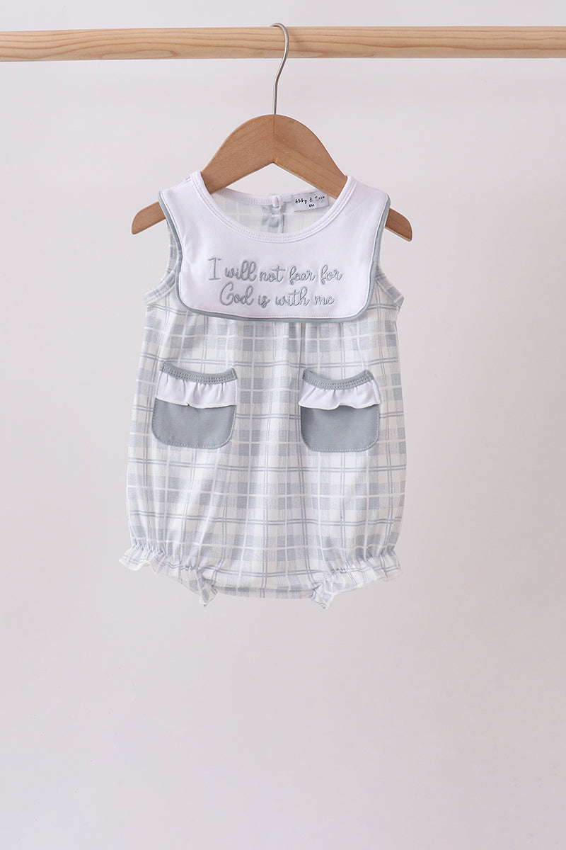  Aaria Tees