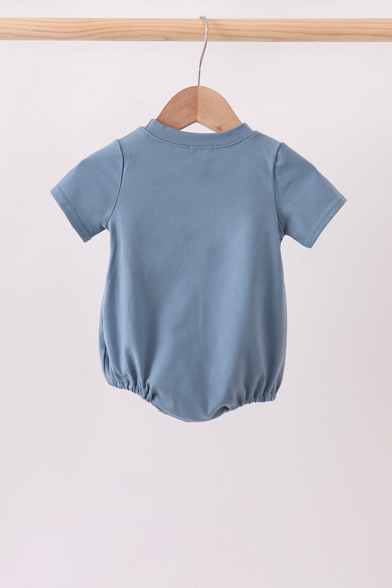  Aaria Tees