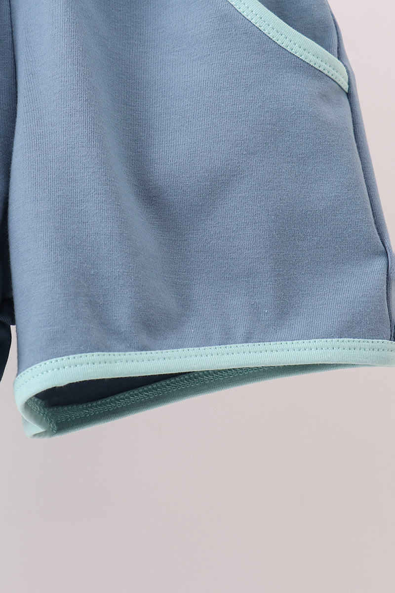 Aaria Tees