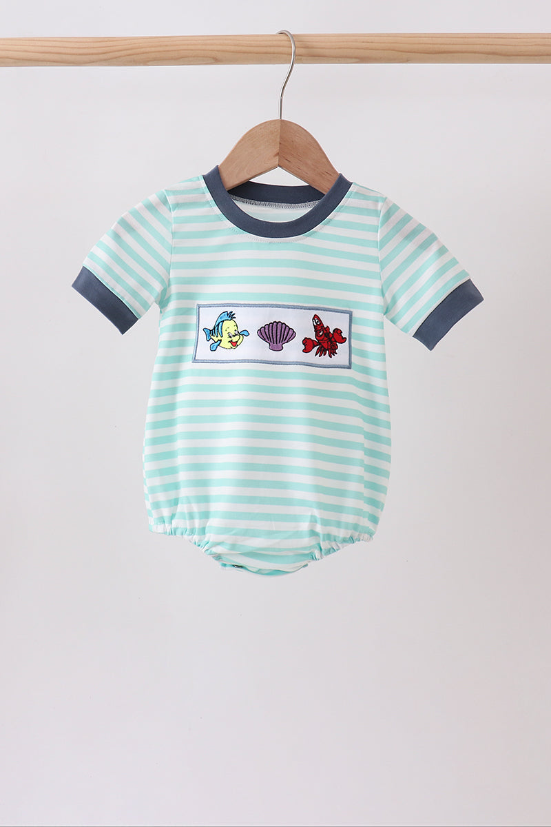  Aaria Tees
