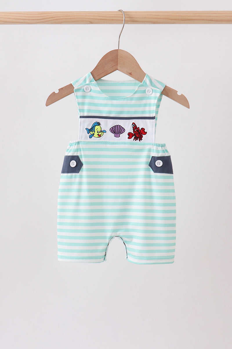  Aaria Tees