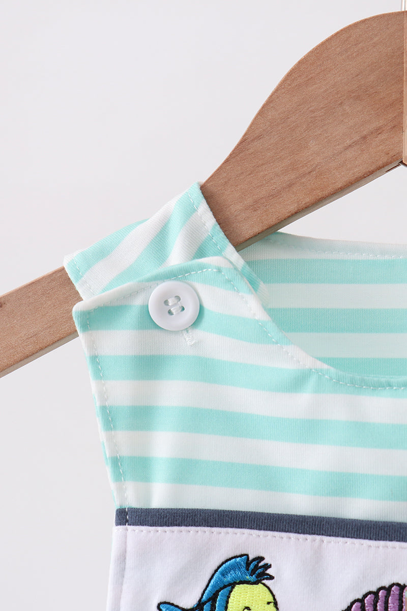  Aaria Tees