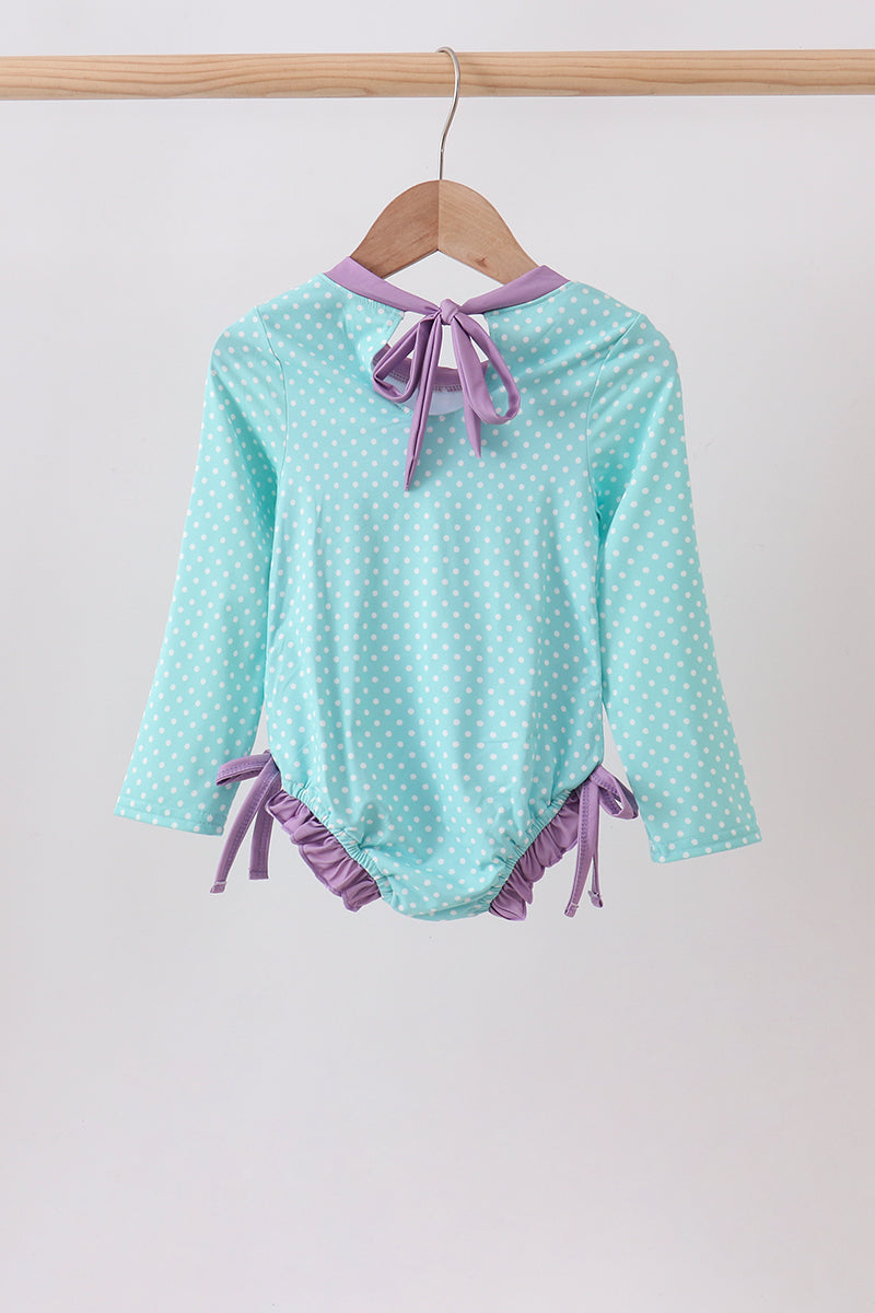  Aaria Tees