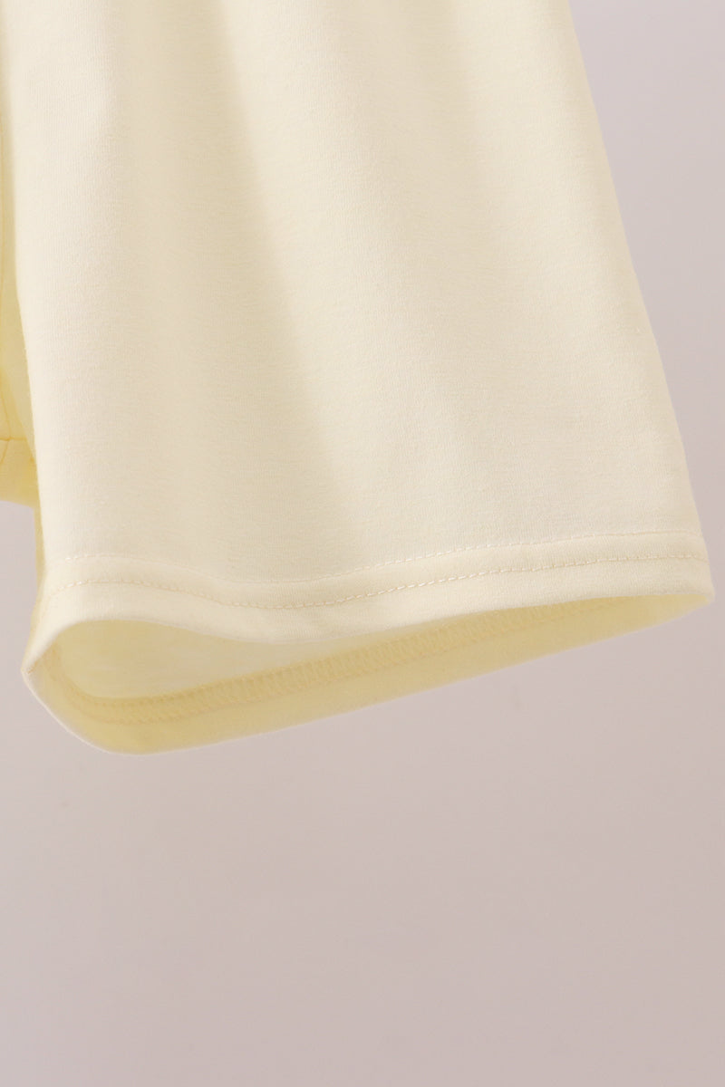  Aaria Tees