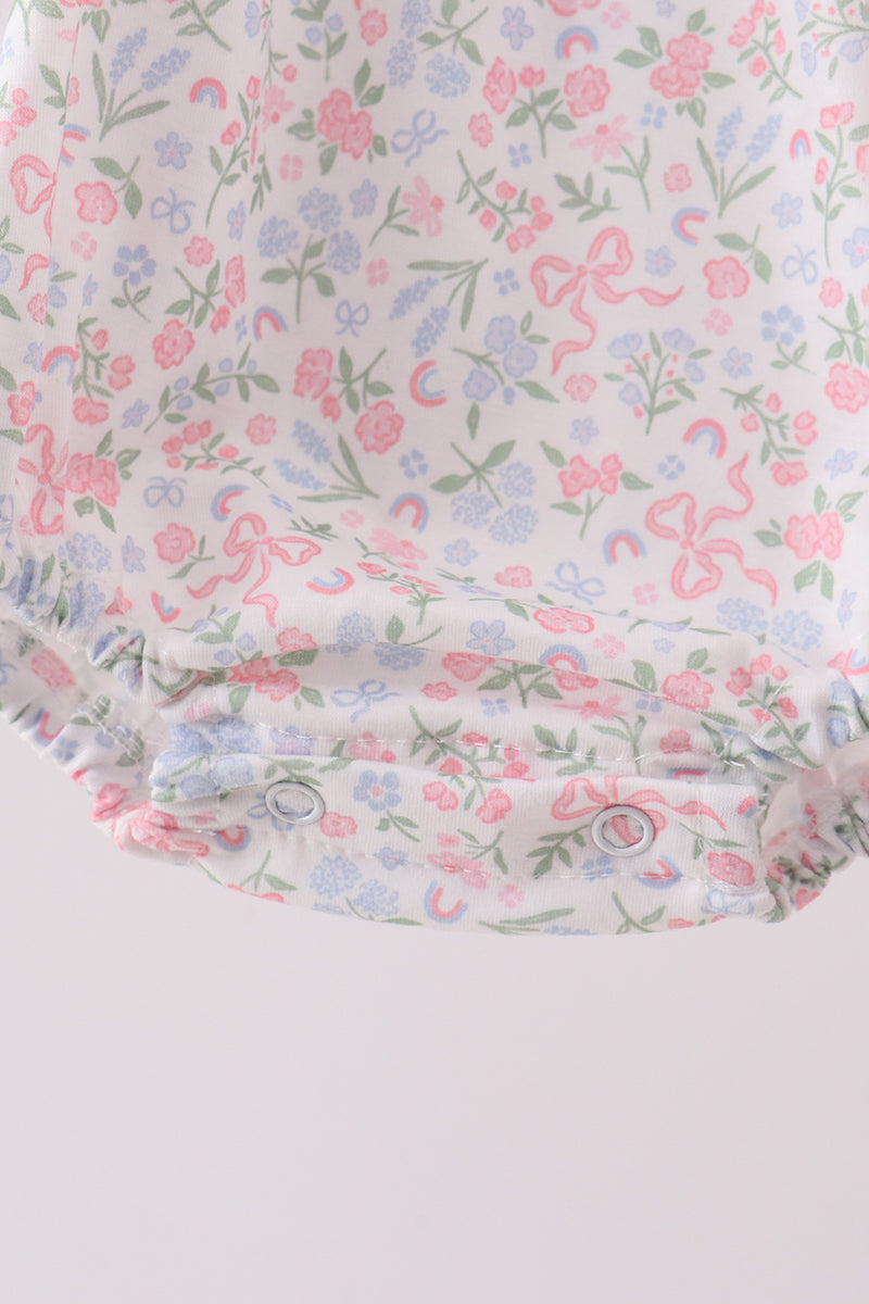  Aaria Tees