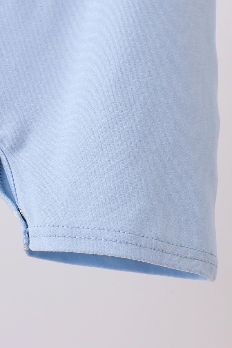  Aaria Tees
