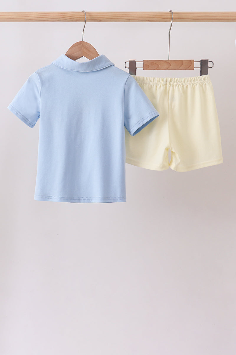  Aaria Tees
