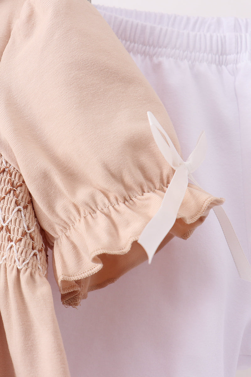  Aaria Tees