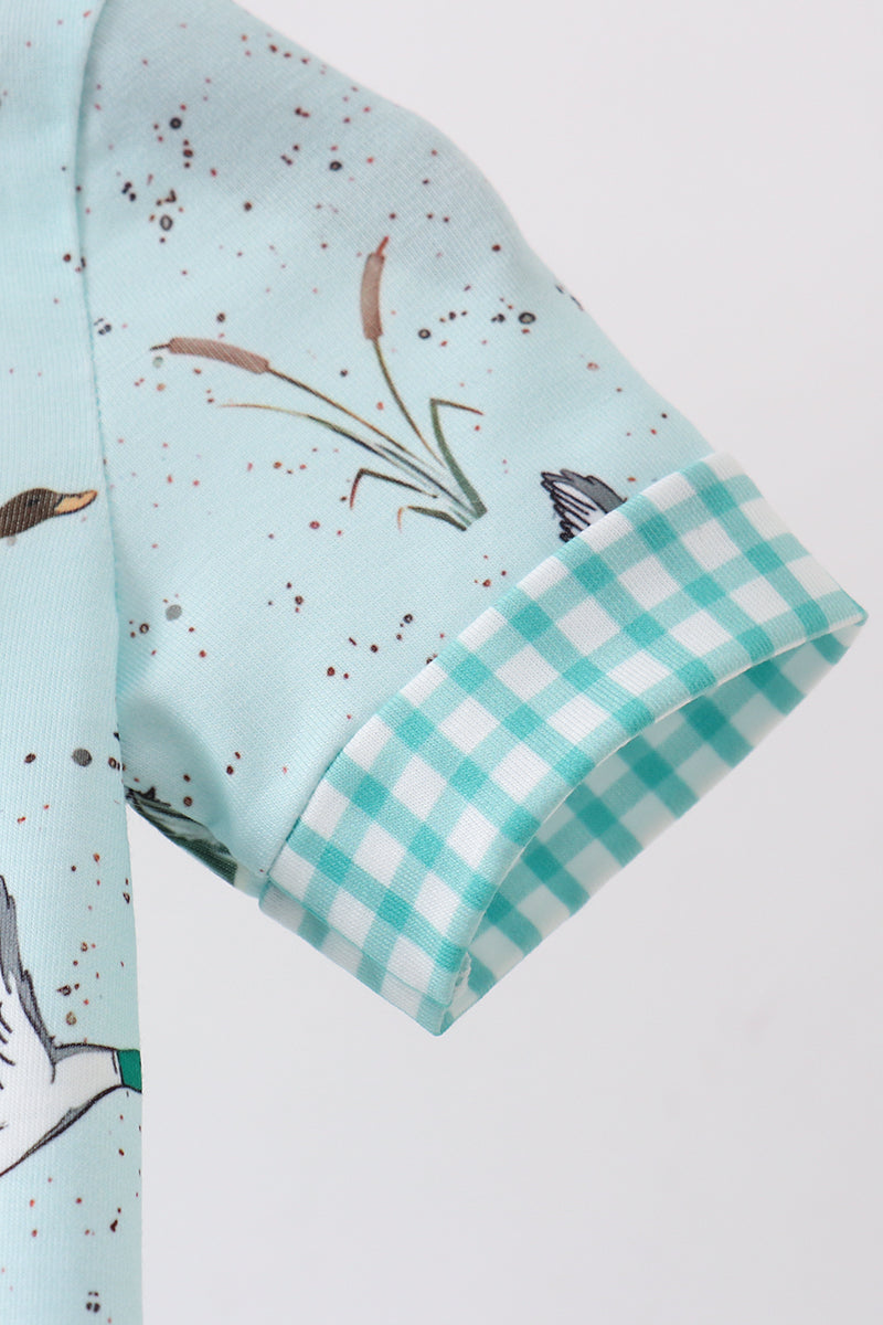  Aaria Tees