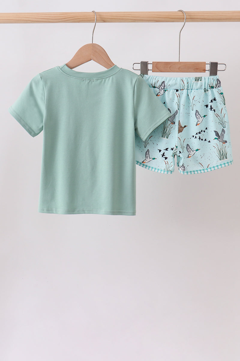  Aaria Tees