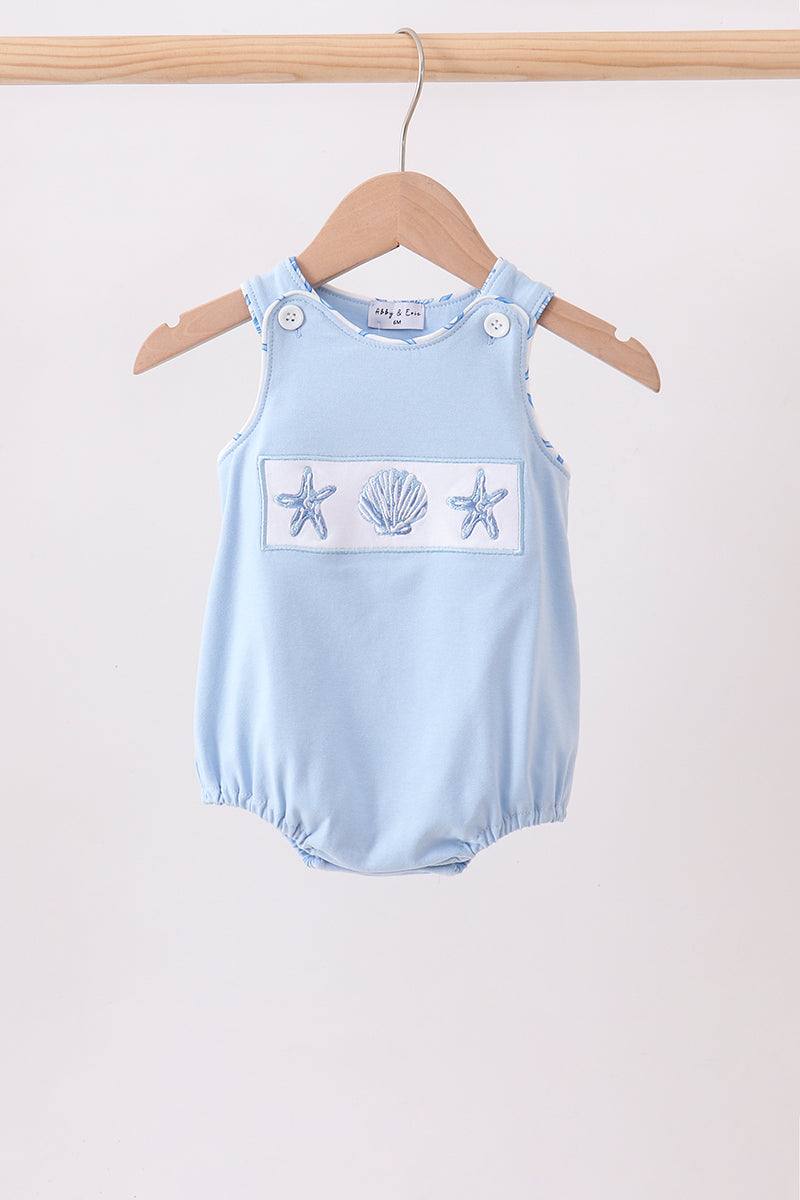  Aaria Tees
