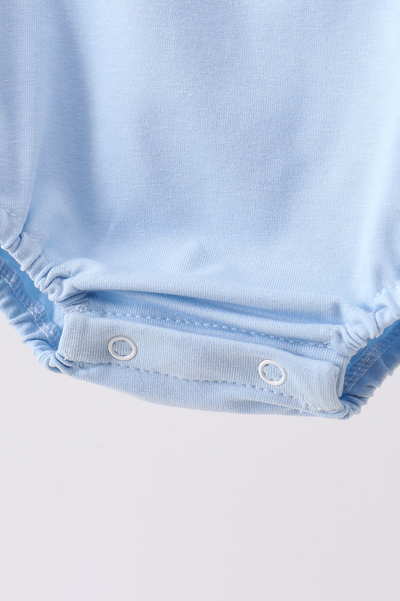  Aaria Tees