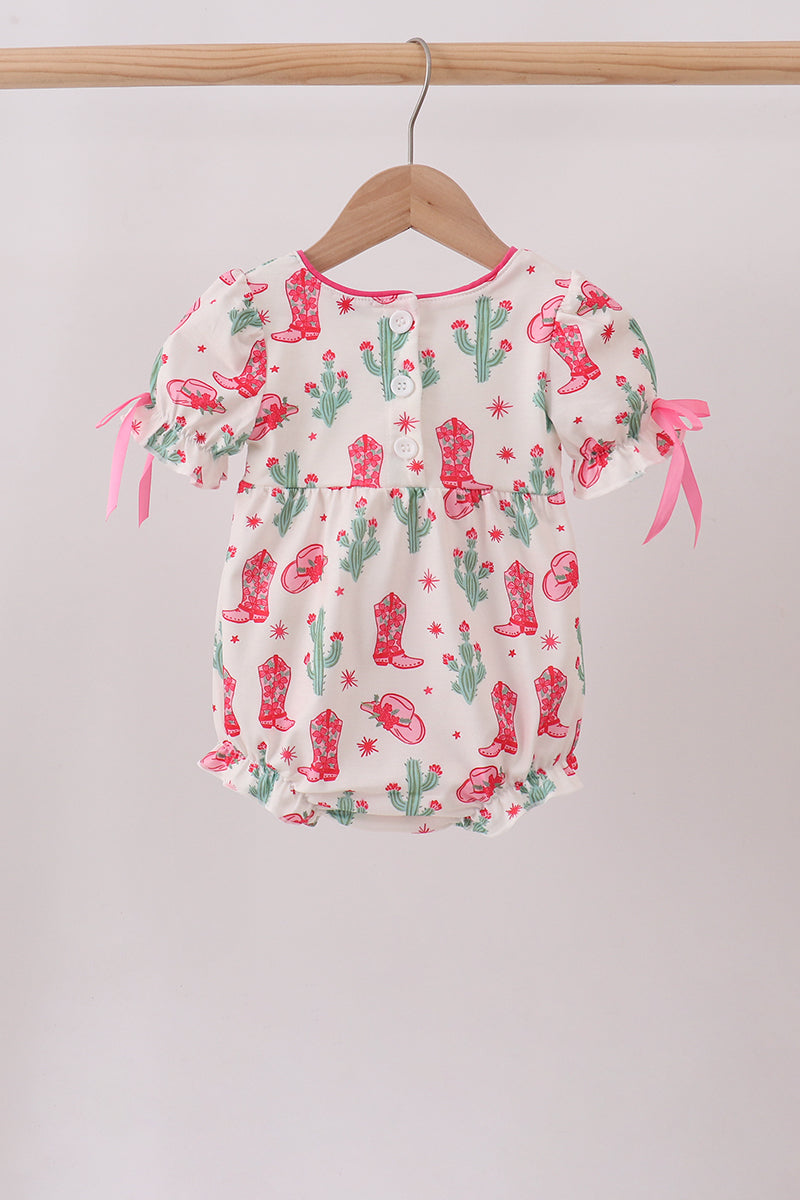  Aaria Tees