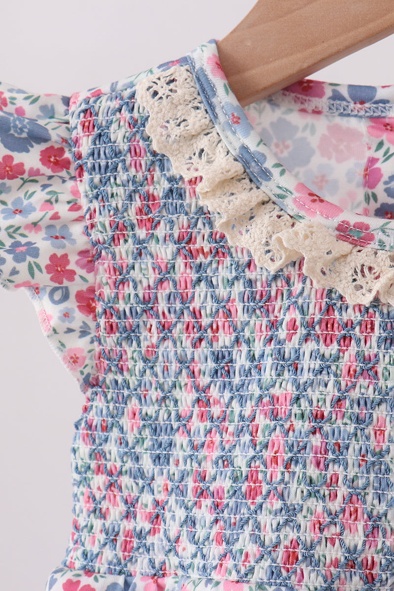  Aaria Tees