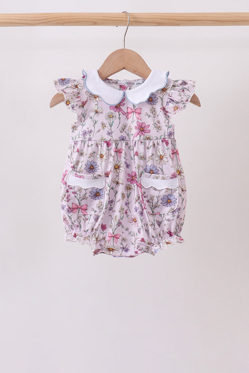 Aaria Tees