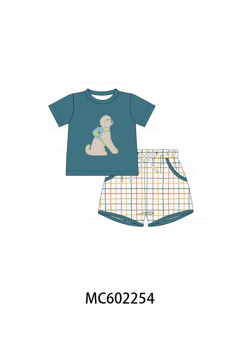  Aaria Tees