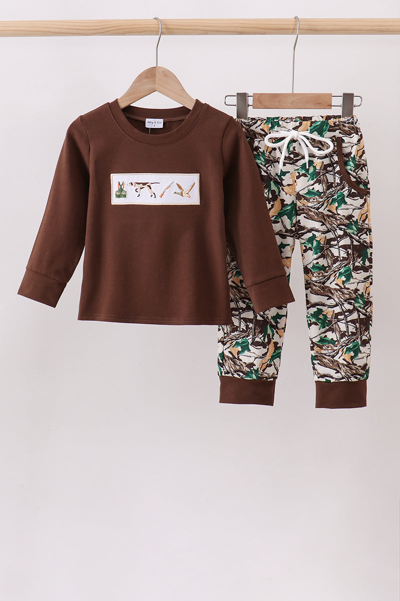  Aaria Tees