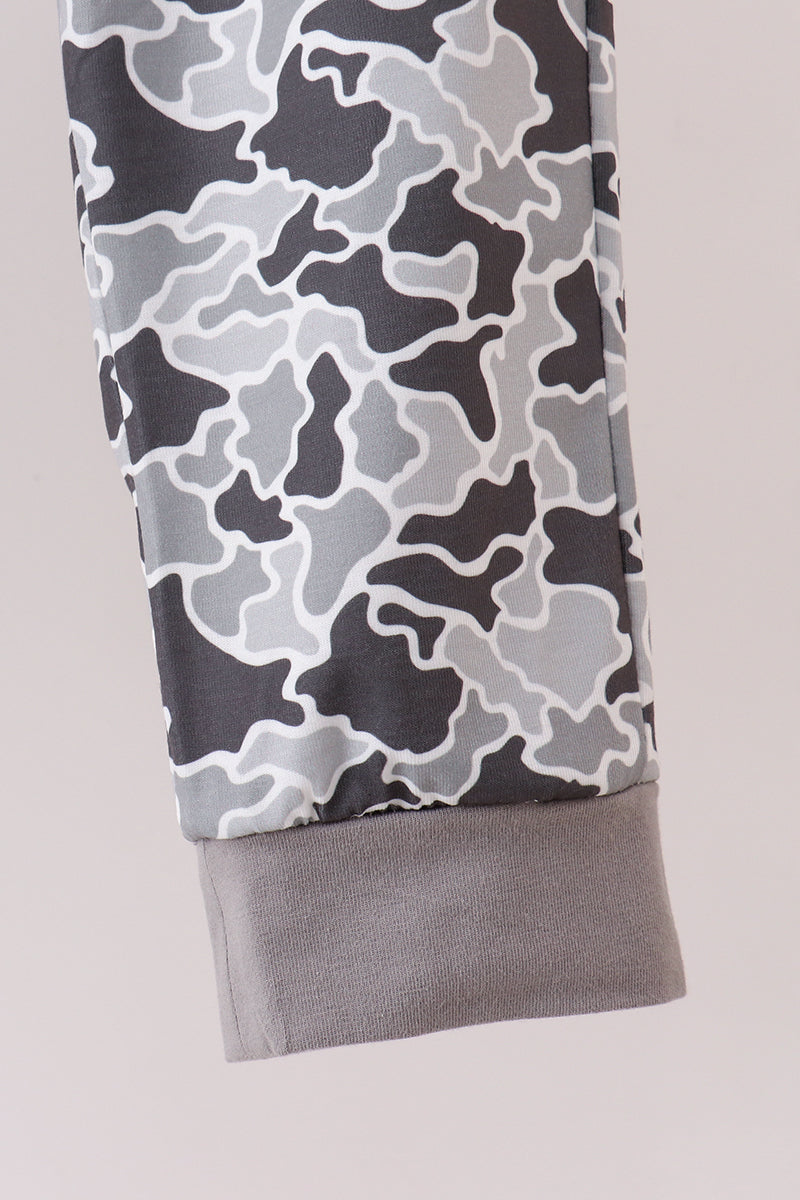  Aaria Tees
