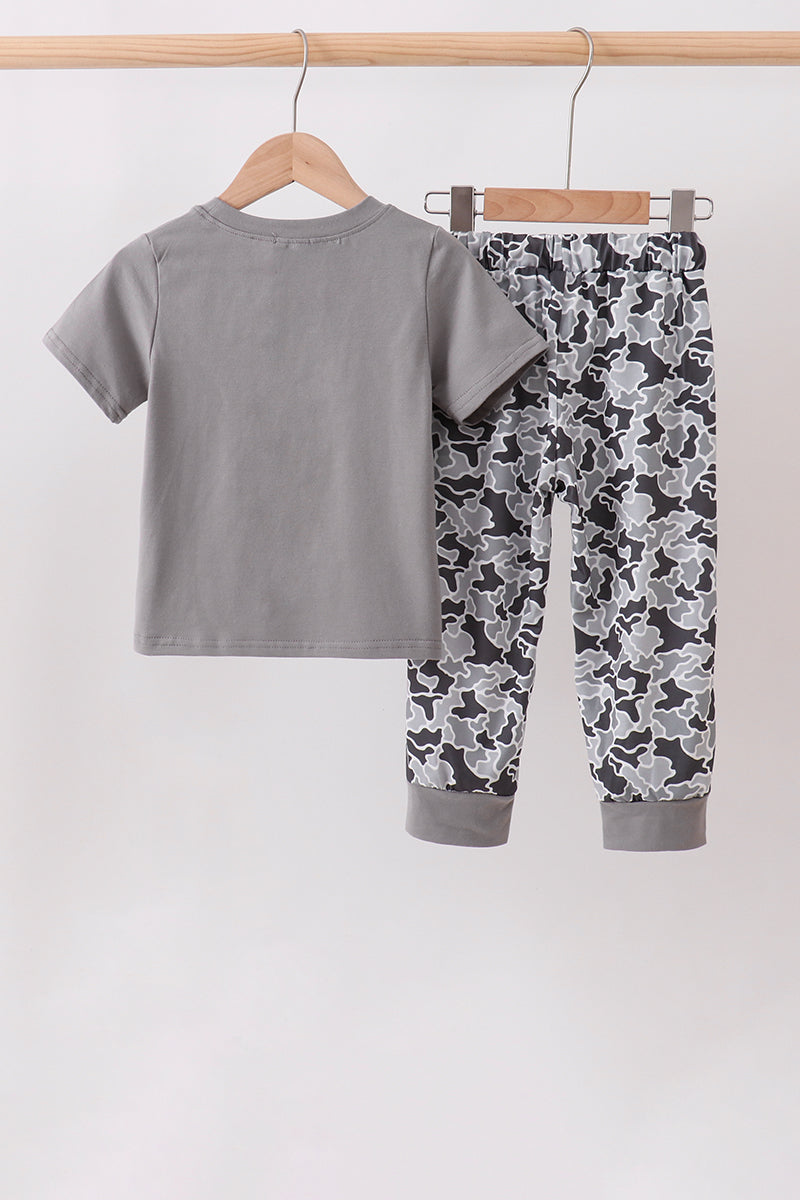  Aaria Tees