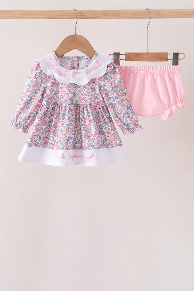 Aaria Tees