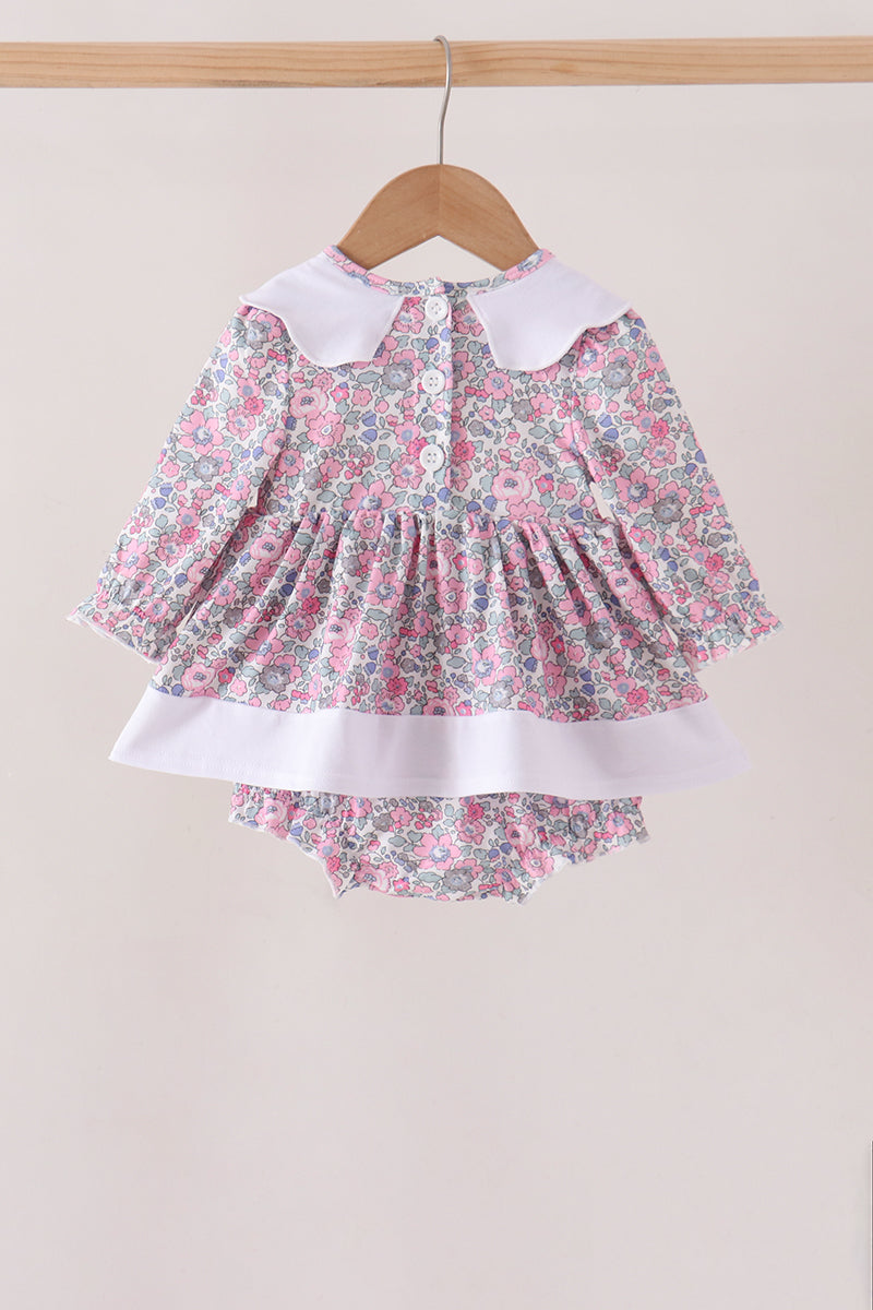  Aaria Tees