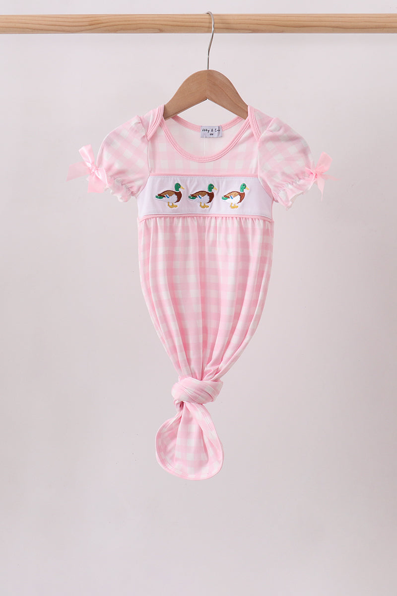  Aaria Tees