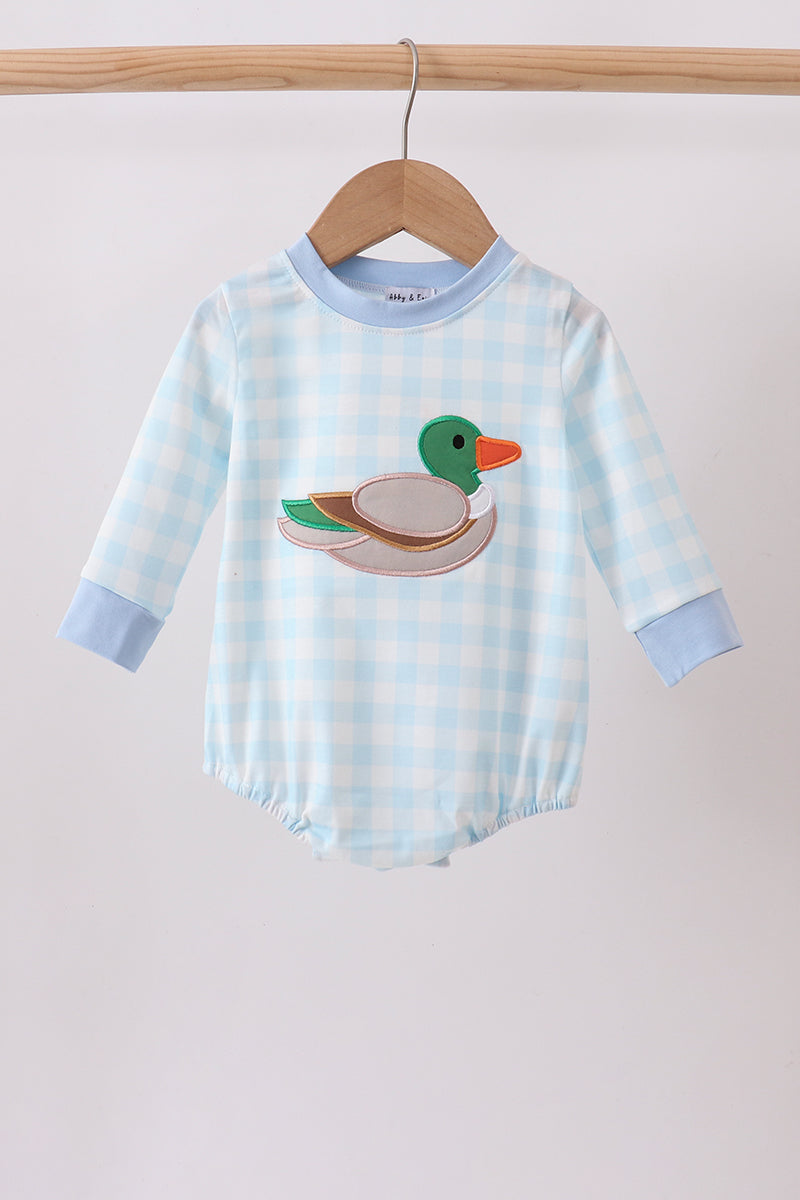 Aaria Tees
