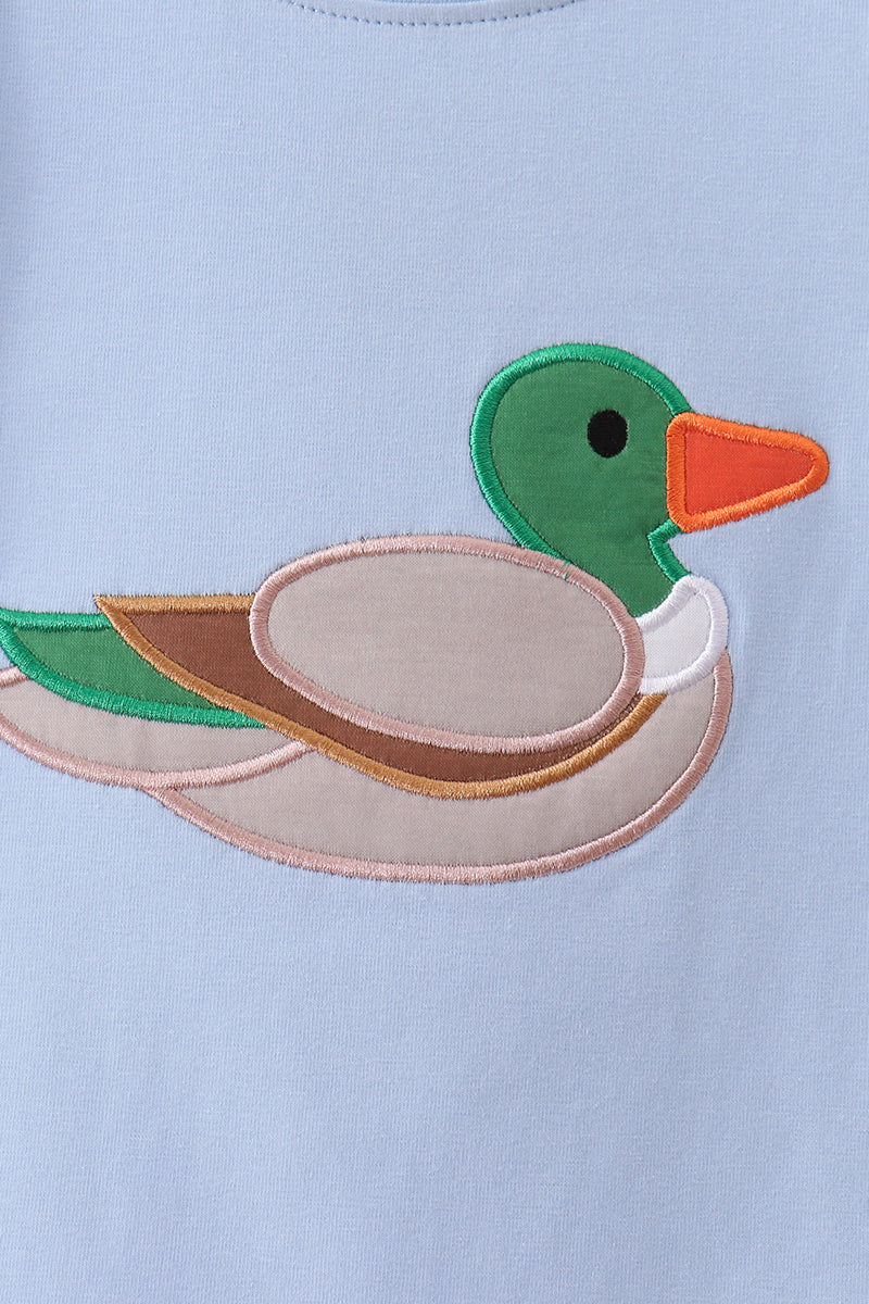  Aaria Tees