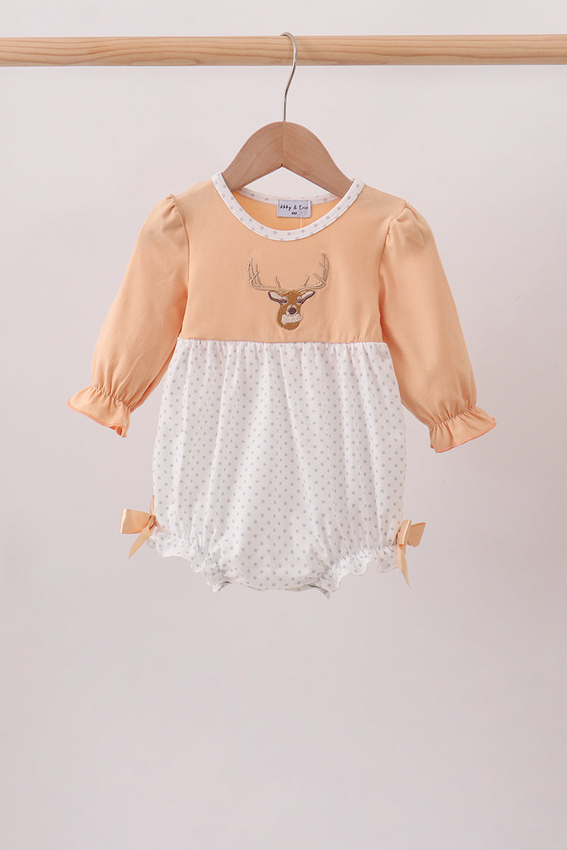  Aaria Tees