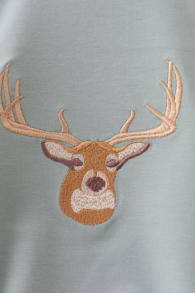  Aaria Tees