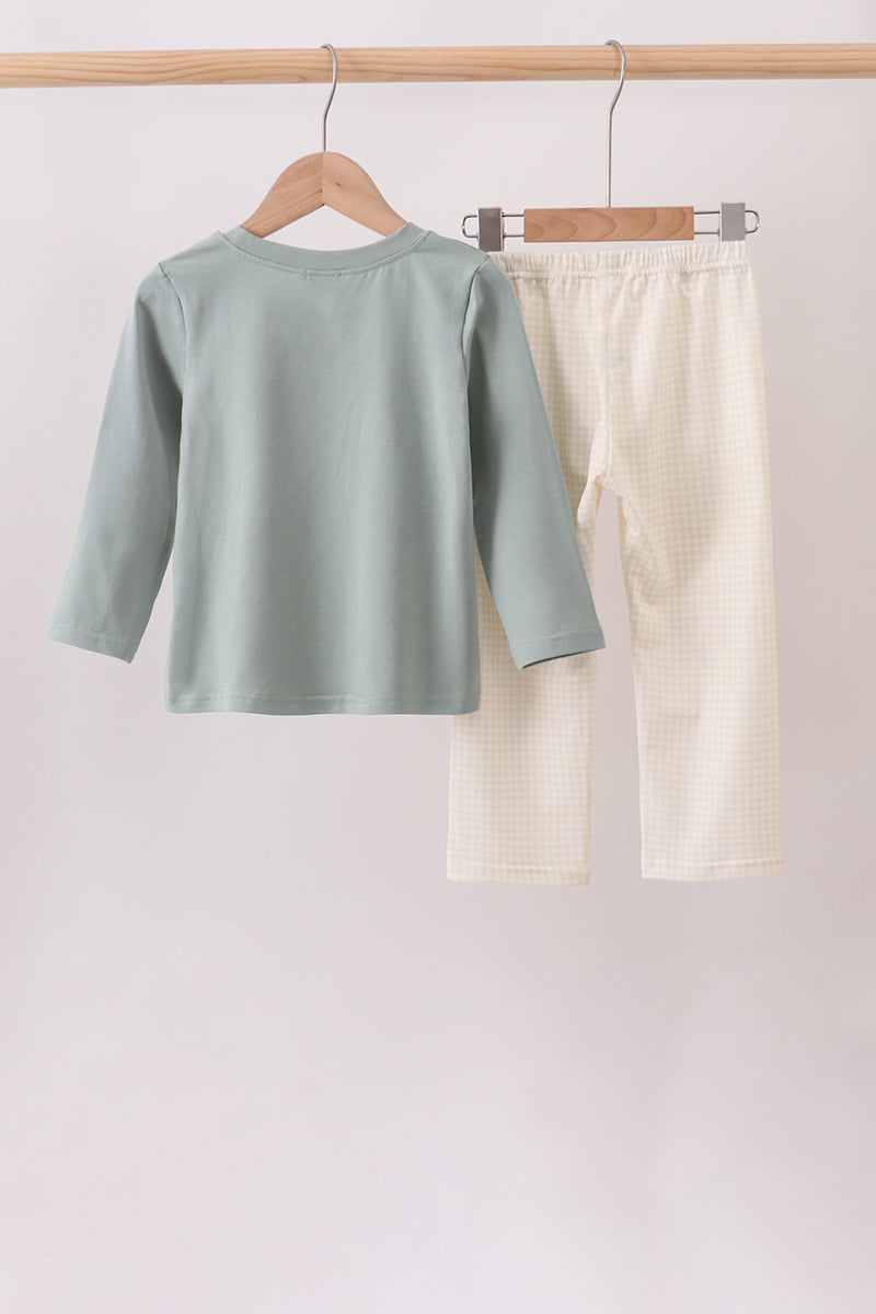  Aaria Tees