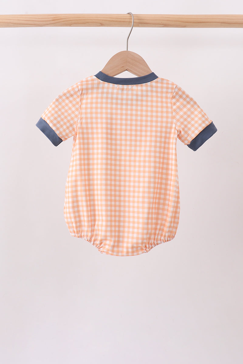  Aaria Tees